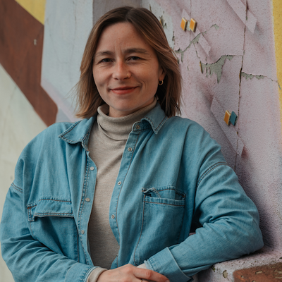 Portrait photo of Anna Schwarz.